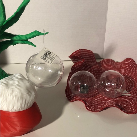 Set of 23 - Clear Plastic Ornament Balls - Picture 5 of 6